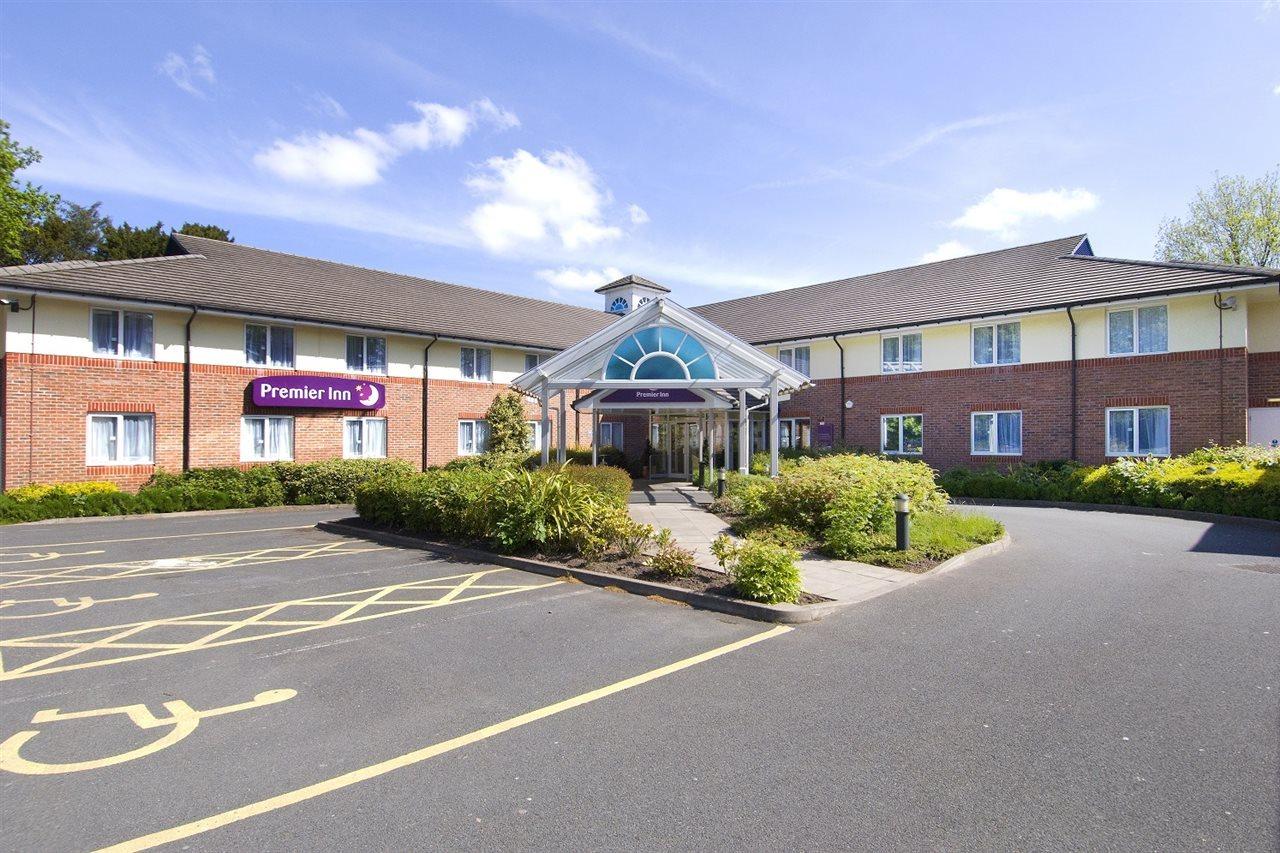 Premier Inn Birmingham South - Hall Green Экстерьер фото