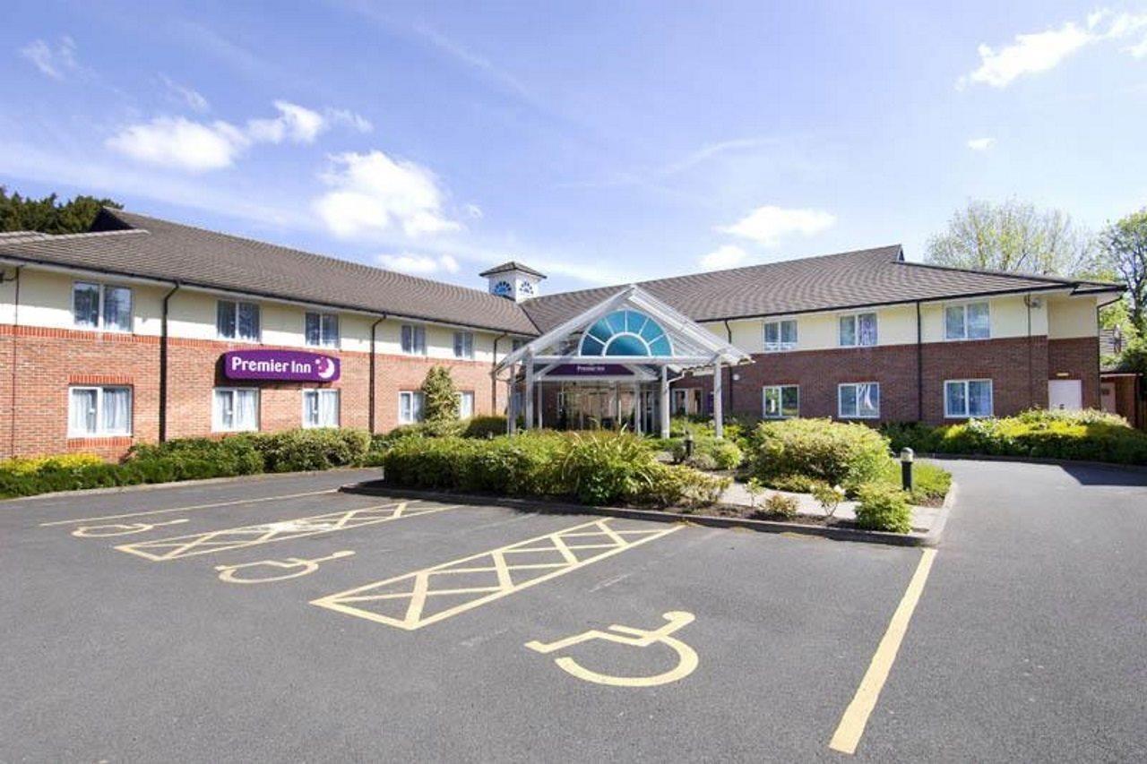Premier Inn Birmingham South - Hall Green Экстерьер фото